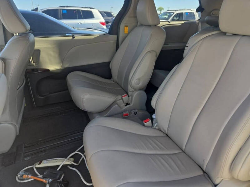 2014 Toyota Sienna
