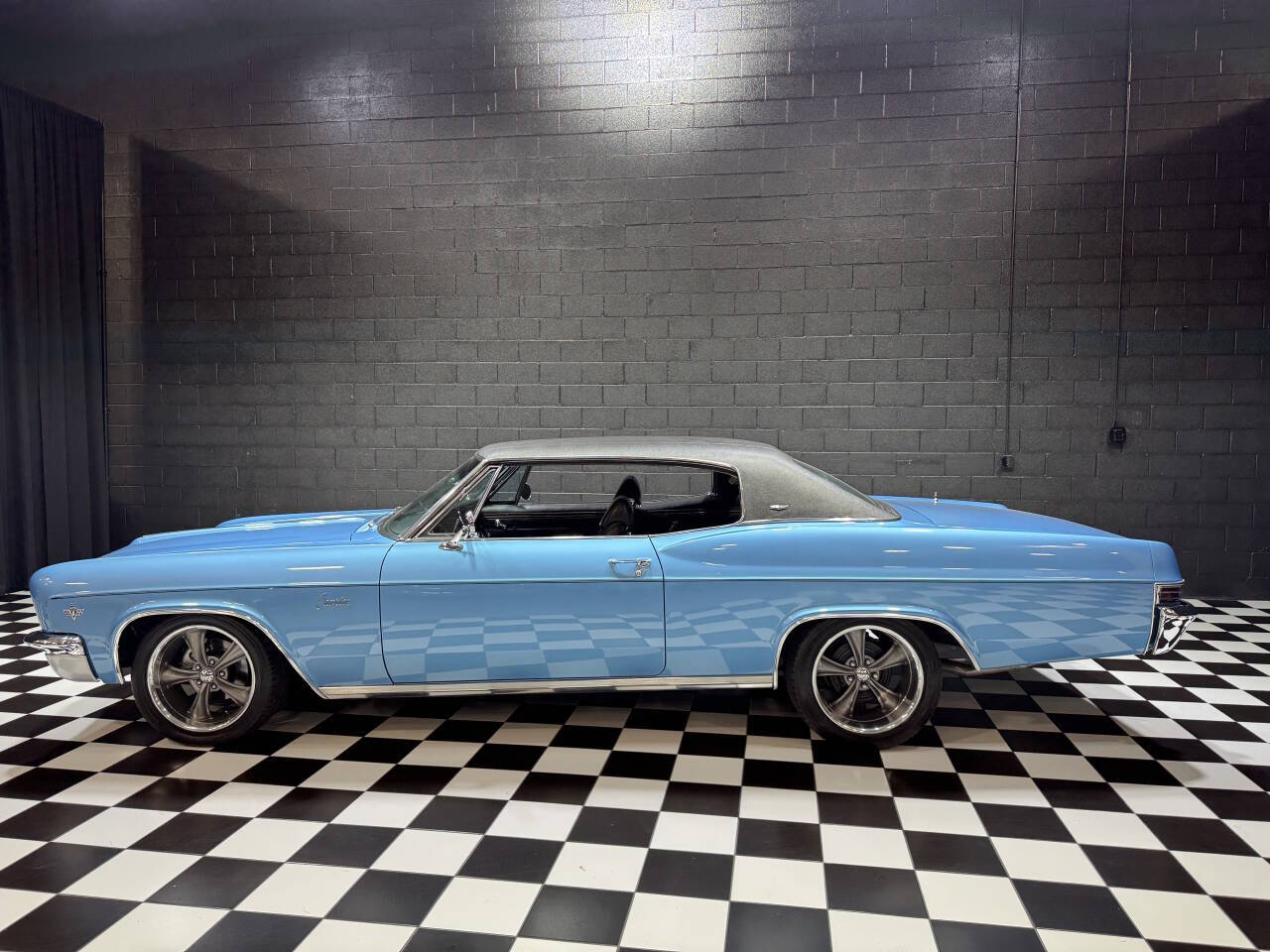 1966 Chevrolet Caprice 10