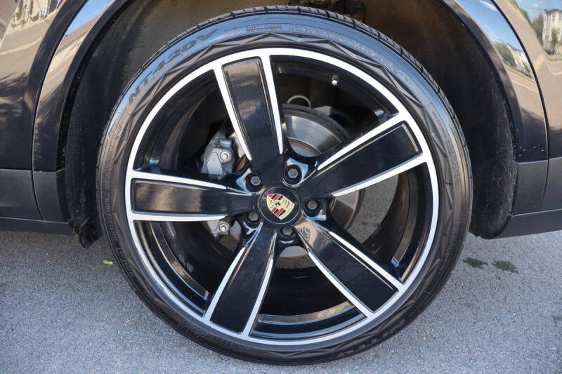 2019 Porsche Cayenne S