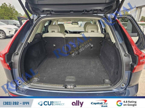 2023 Volvo XC60 B5 Plus Bright Theme