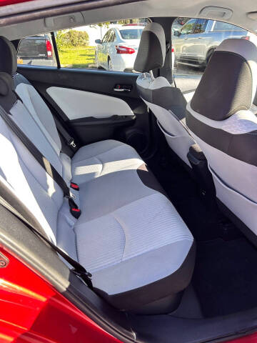 2018 Toyota Prius Two