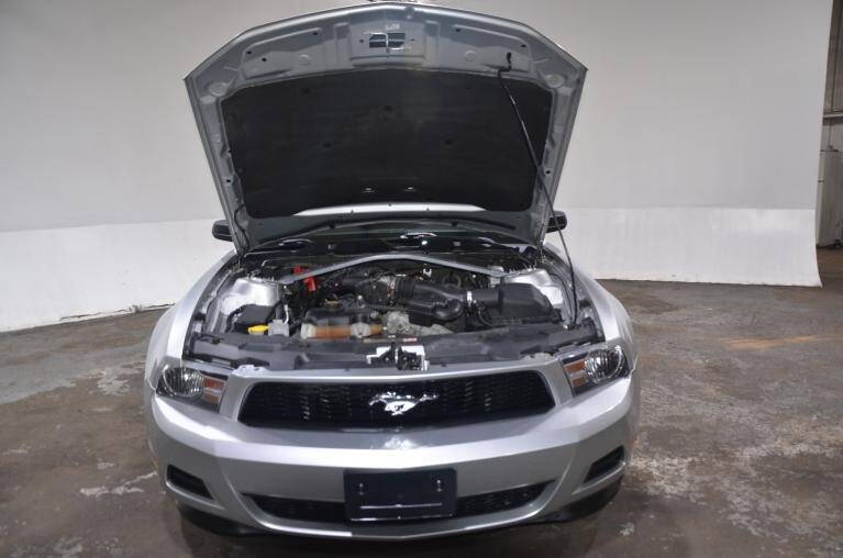 2012 Ford Mustang V6