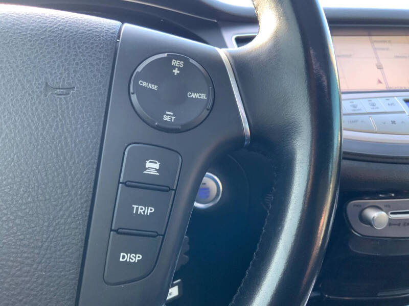 2012 Hyundai Genesis