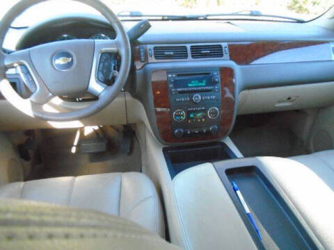 2014 Chevrolet Suburban LT