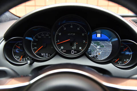 2016 Porsche Cayenne GTS