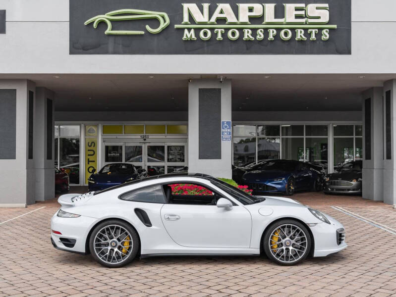 2015 Porsche 911 Turbo S