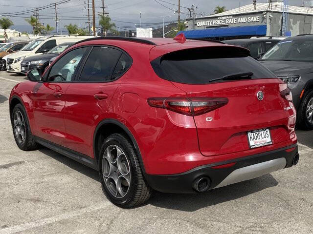 2018 Alfa Romeo Stelvio Sport
