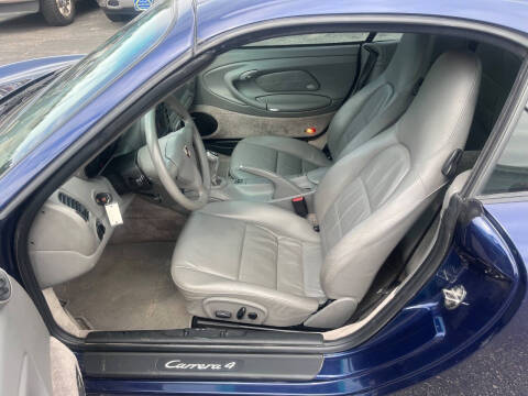 2003 Porsche 911 Carrera 4