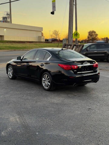 2015 Infiniti Q50 Premium