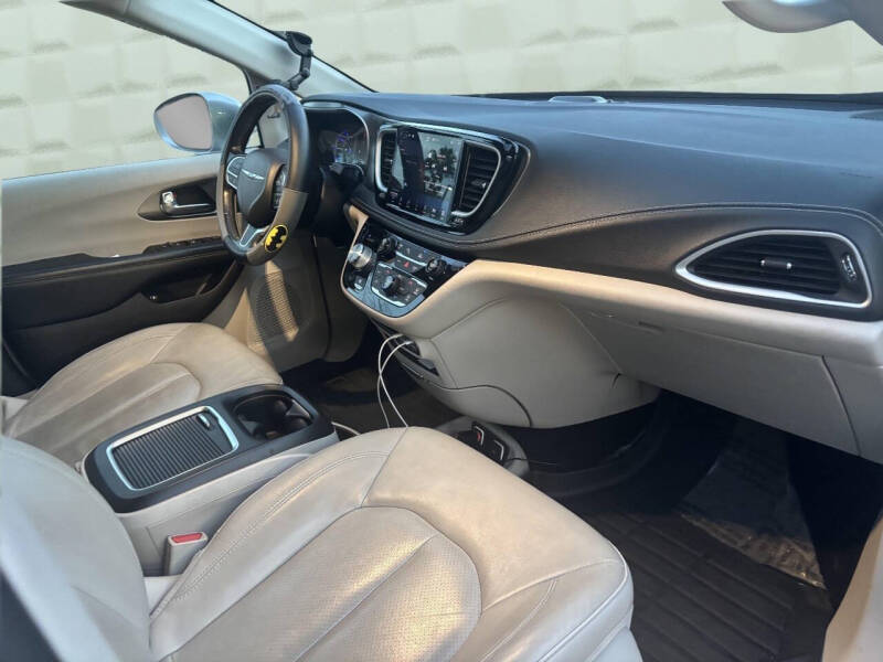 2021 Chrysler Pacifica Hybrid Touring L