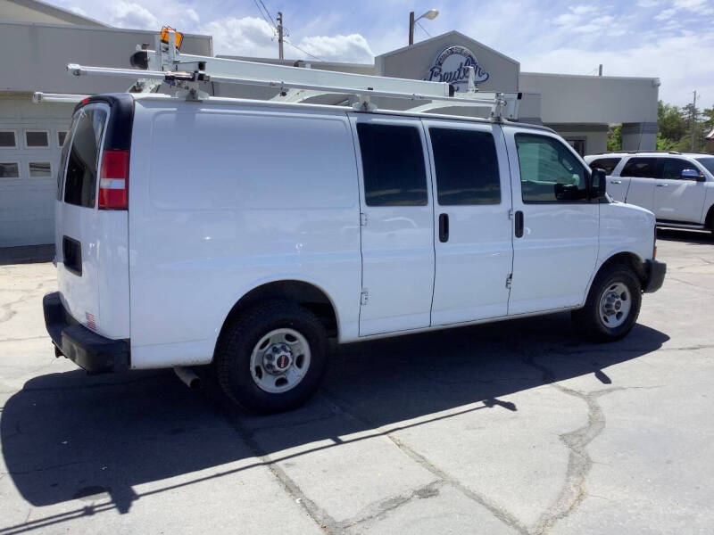 2016 Chevrolet Express 2500