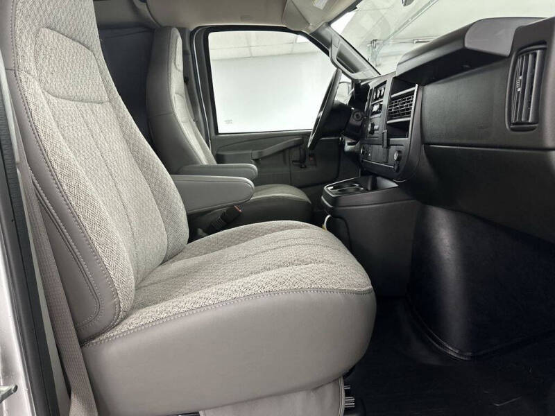 2026 Chevrolet Express 3500