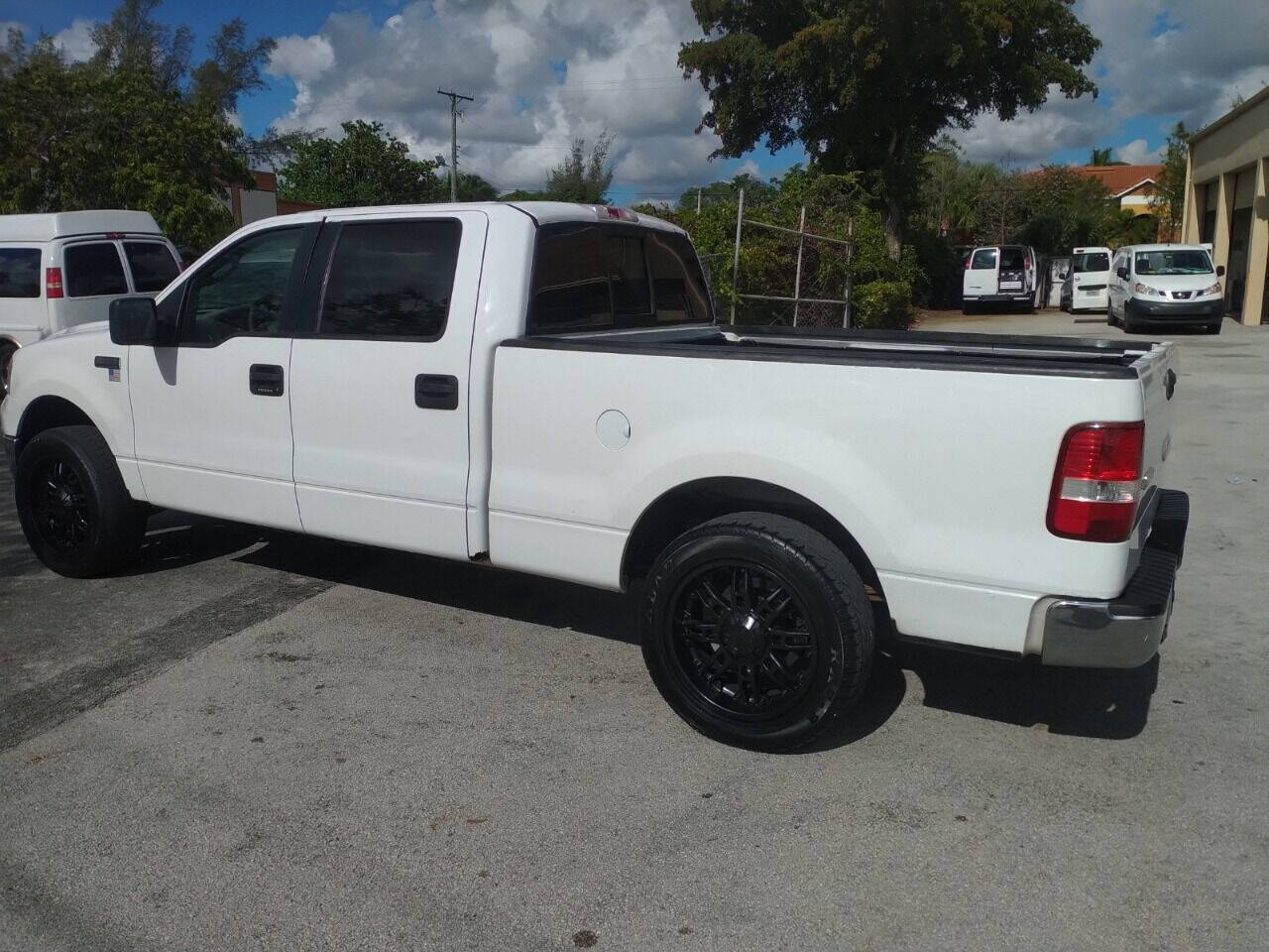 2006 Ford F-150 Pickup - $5,950