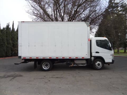 2015 Mitsubishi Fuso FE180
