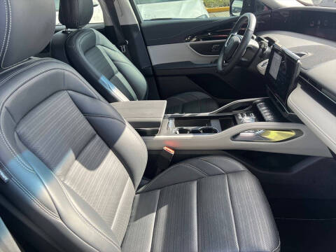 2024 Lincoln Nautilus Reserve