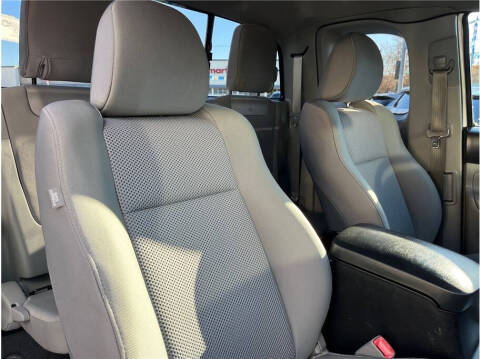 2012 Toyota Tacoma PreRunner V6