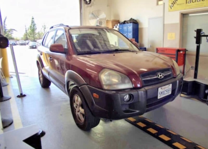 2005 Hyundai Tucson for sale at Heavenly Autos LLC in Oakland CA