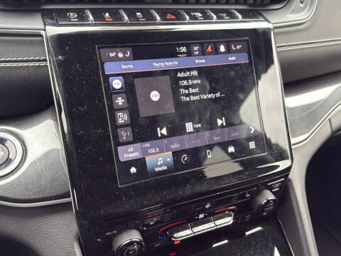 2022 Jeep Grand Cherokee L Laredo