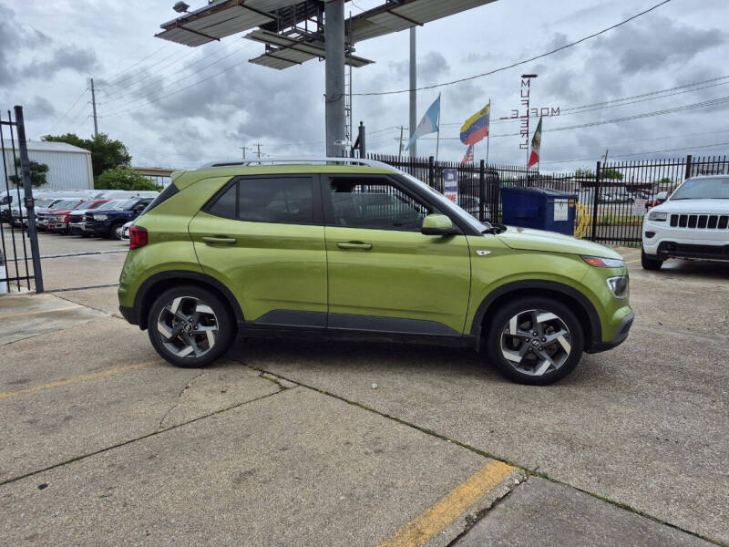 2021 Hyundai Venue SEL