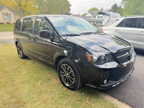 2017 Dodge Grand Caravan for sale at Swan Auto in Roscoe IL