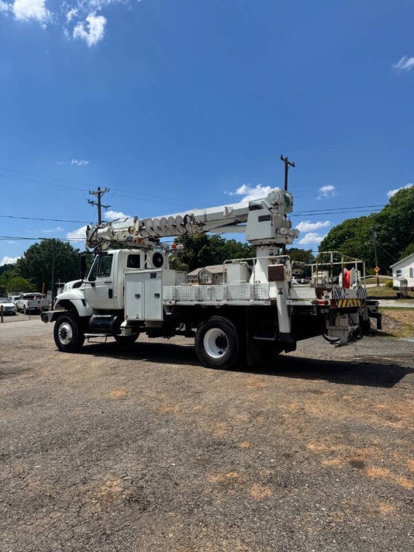 2011 International WorkStar 7300