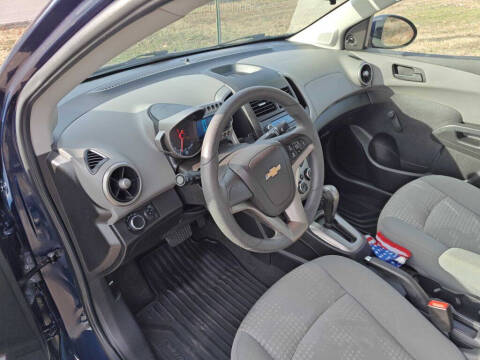 2016 Chevrolet Sonic LS Auto