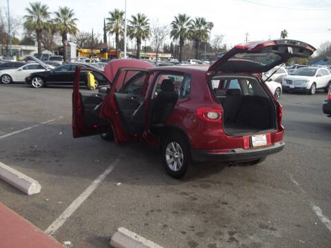 2010 Volkswagen Tiguan S