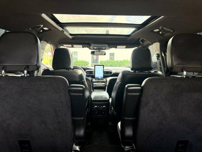 2023 Ford Explorer ST