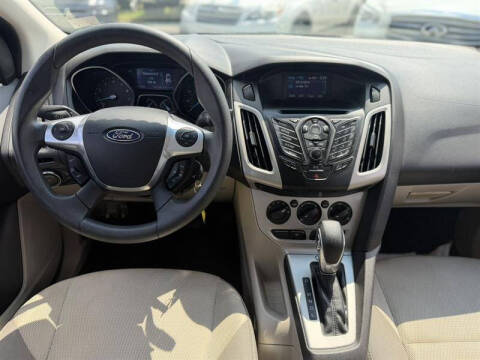2013 Ford Focus SE