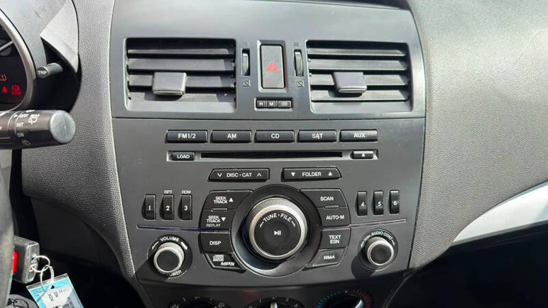 2012 Mazda MAZDA3 i Touring