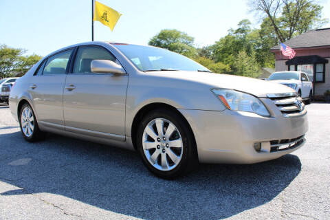 2006 Toyota Avalon for sale at Manquen Automotive in Simpsonville SC