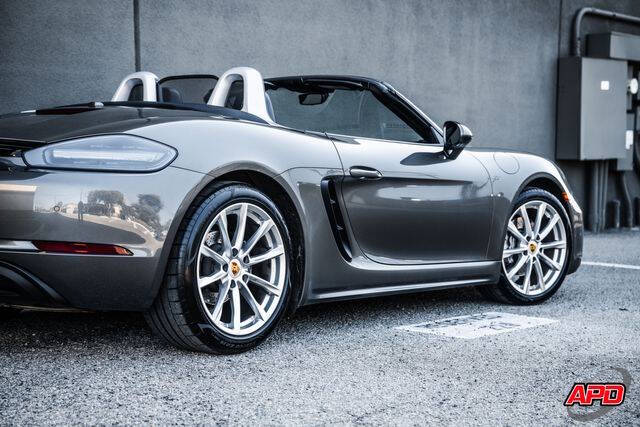 2021 Porsche 718 Boxster