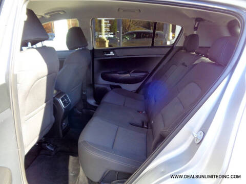 2022 Kia Sportage LX