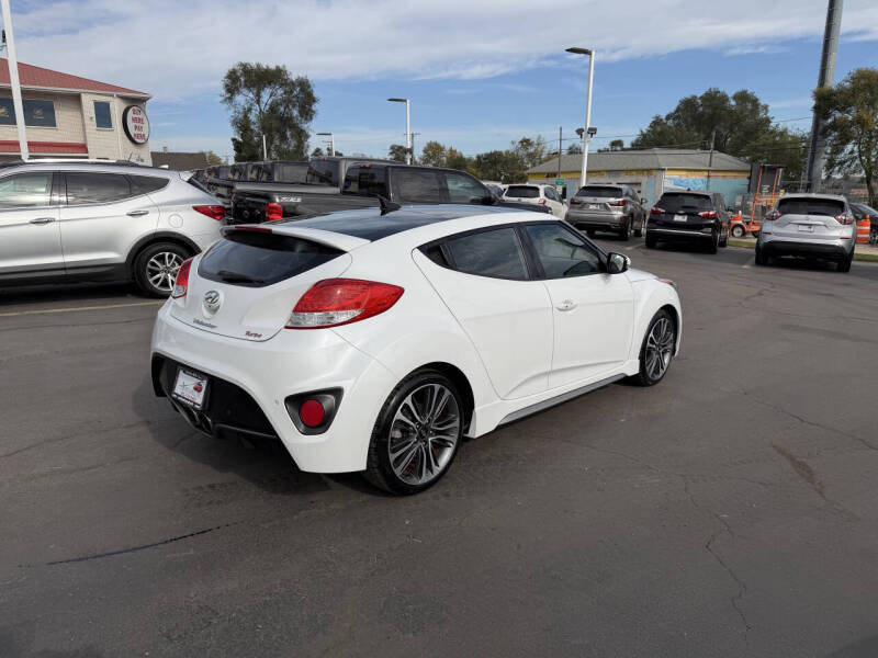 2016 Hyundai Veloster Turbo
