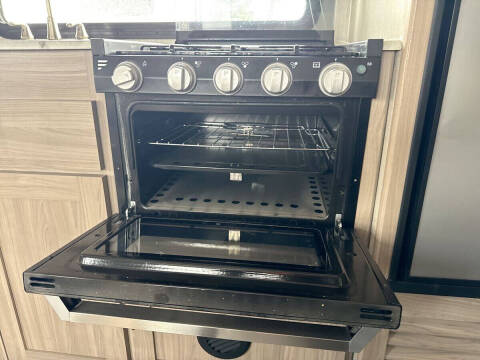 2020 Coachmen RV Freedom Express Ultra Light