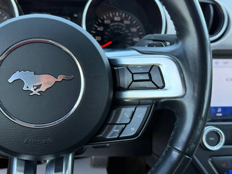2020 Ford Mustang