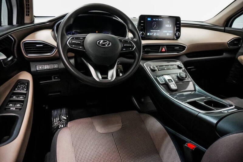 2023 Hyundai Santa Fe SE