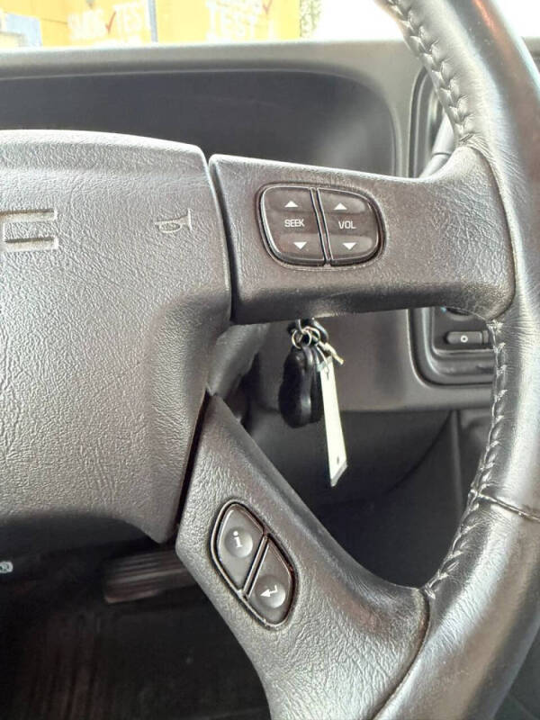 2005 GMC Sierra 2500HD