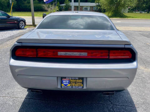 2013 Dodge Challenger SXT