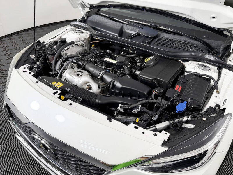 2017 Infiniti QX30 Premium