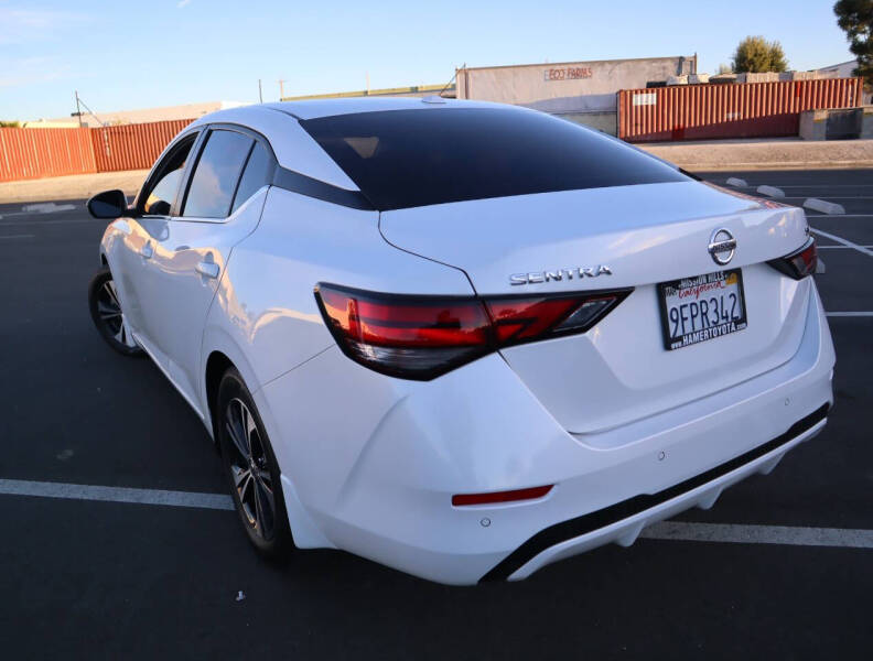 2023 Nissan Sentra SV