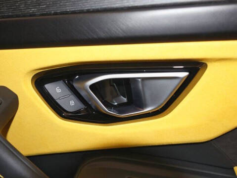 2022 Lamborghini Urus