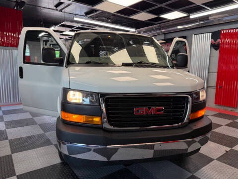 2024 GMC Savana 2500