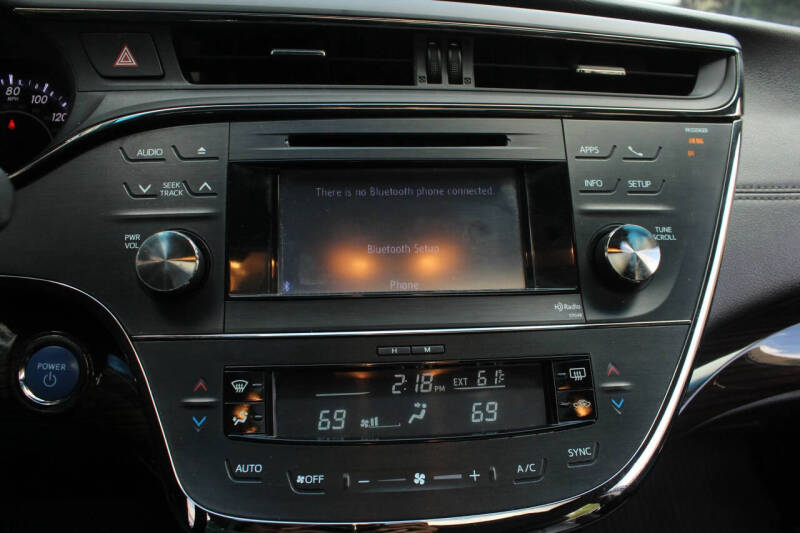 2013 Toyota Avalon Hybrid XLE Touring