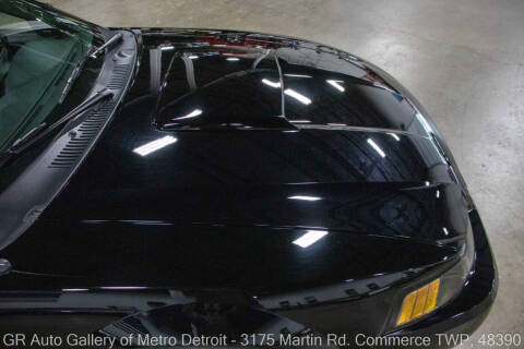 2004 Ford Mustang GT Deluxe