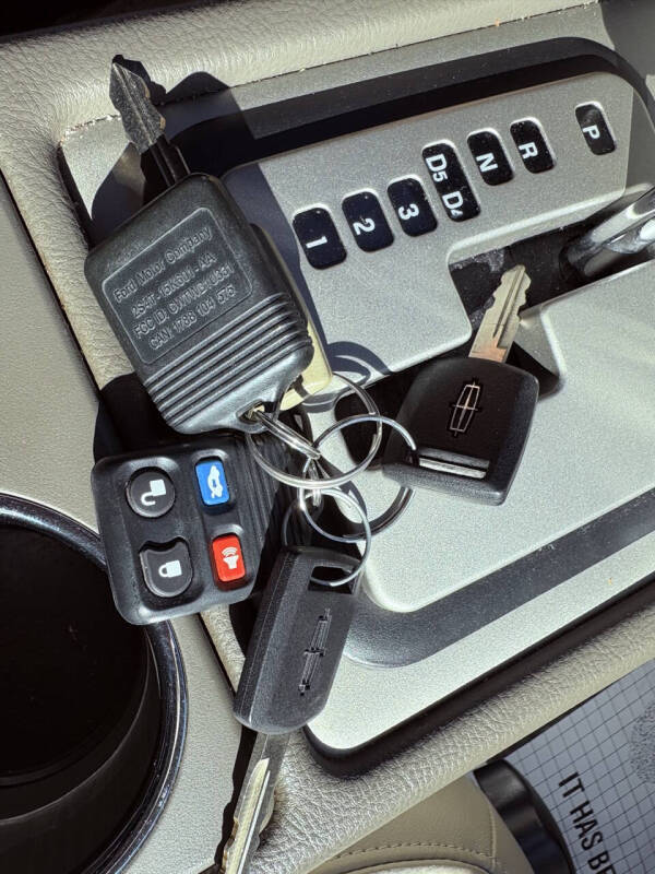 2004 Lincoln LS Luxury