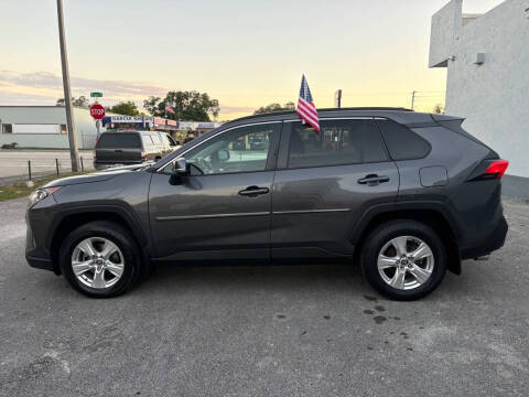 2021 Toyota RAV4 XLE