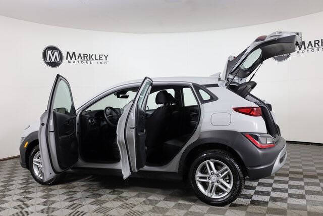 2022 Hyundai Kona SE