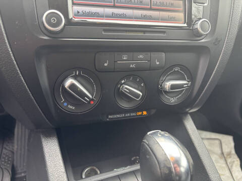 2012 Volkswagen Jetta SE