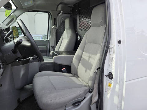 2014 Ford E-Series E-150